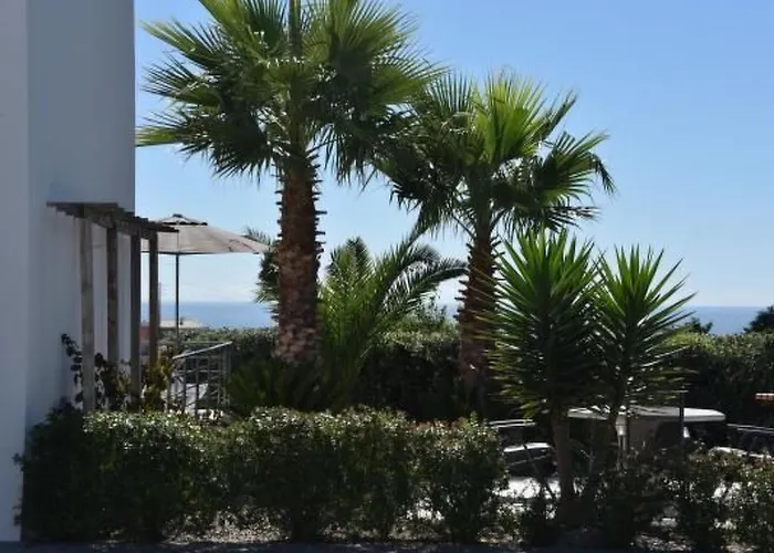 Moderne Mit Privatem Pool Und Meerblick By Interhome * Lourinhã