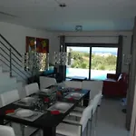 Moderne Mit Privatem Pool Und Meerblick By Interhome * Лориньян